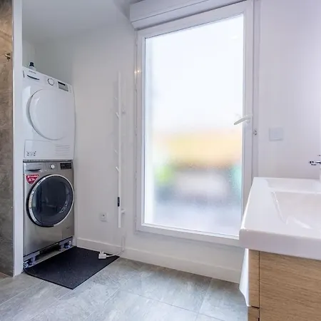 Spacieux Rooftop 135m2 Avec Terrasse Et Parking 아파트 *