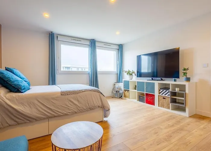 Daire Spacieux Rooftop 135m2 Avec Terrasse Et Parking *