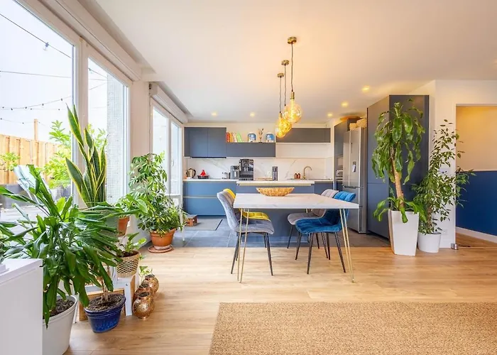 Spacieux Rooftop 135m2 Avec Terrasse Et Parking * Bordeaux